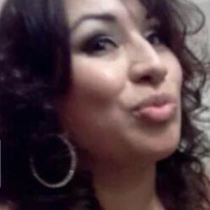 Meet your Posher, Alma